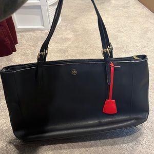 Navy and Red Tory Burch tote